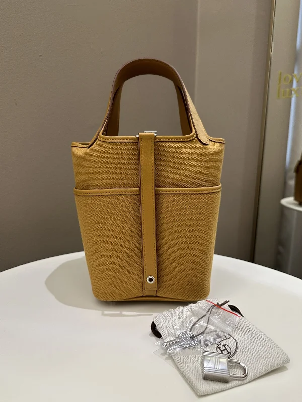 Hermes Picotin Pocket Lock PM 18 Desert/ Sesame