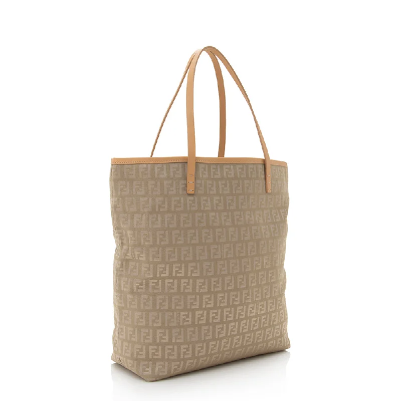 Fendi Zucchino Tall Tote (SHF-22022)