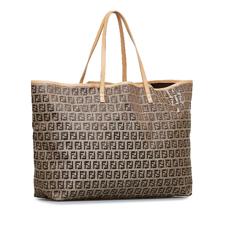 Fendi Zucchino Roll Tote (SHG-XScaCT)