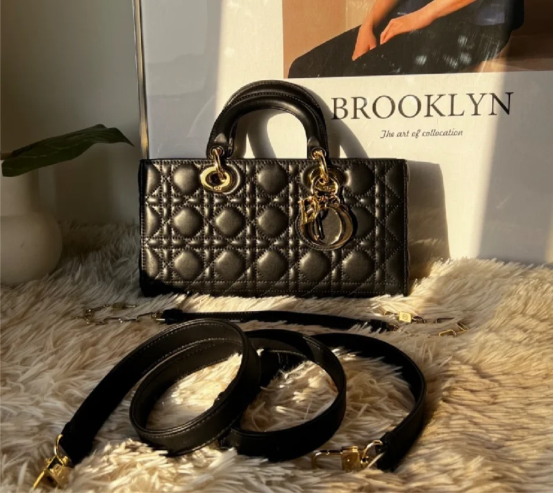 Black dior woman handbag