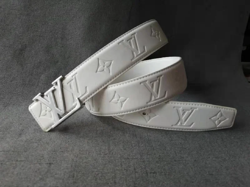 White belt silver buckle