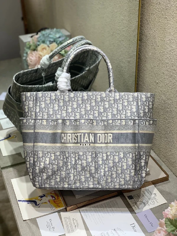 WF - Dior Bag - 543